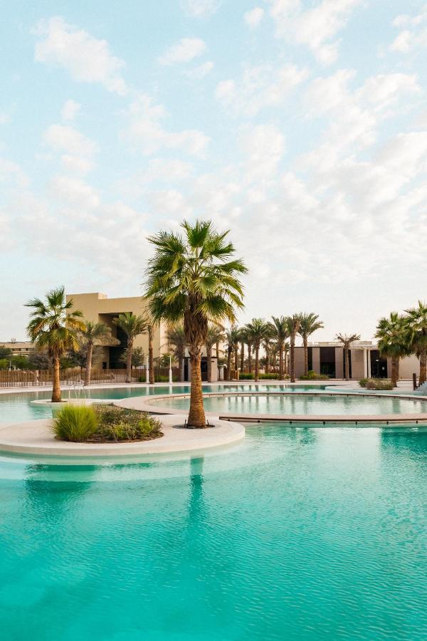 Erth Abu Dhabi Hotel Kültér fotó